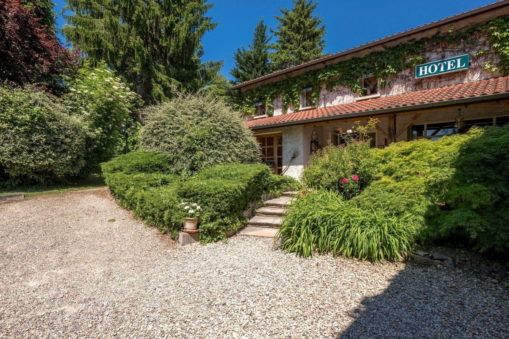 Logis Hotel Le Petit Casset La Boisse Exterior photo